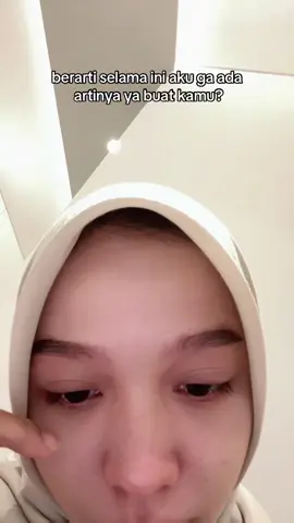 terus semua yang kamu bilang itu bohong kah? 