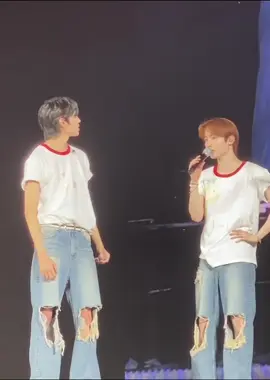 Mắc cỡ quá 2 oi😂còn tạo nét đồ đó keo. Mk phải ghép nhạc vì cái giọng cười trong vid của mk nó dữ dội lắm😂 #hyuk #tempest #tempest_voyage #tempestinvietnam🇻🇳 #hanbin #hyeongseop #lew #eunchan #hwarang #taerae #fyp 