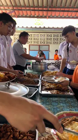 ✅ เลี้ยงอาหารกลางวัน 👨🏽‍🎓มอบทุน🌱 โรงเรียนหัวเขาแก้ว นครนายก #จิตอาสา #SG104 #สุภาพบุรุษเซนต์ฯ #โรงเรียนชายล้วน #reels #photography 