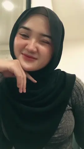 mau satu yg ga gila perempuan ☹️