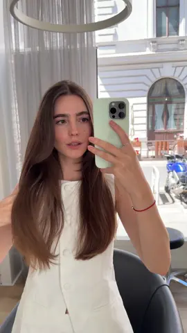 My confidence with a new haircut 📈✨💇‍♀️🤍 #haircut #layershaircut #hairtok #90shairstyle 