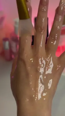ASMR hand care❤️ #asmr #fyp #handcare #handcareroutine #Lifestyle #aesthetic #nailcare #trendingtiktok #springnails #routine #skincare #SelfCare #asmrmassage #asmrsounds #asmrrelax #relax #beautyroutine 