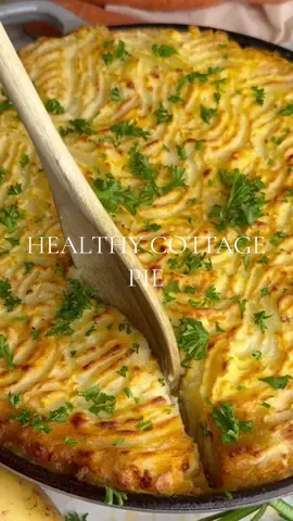 CREAMY COTTAGE PIE 🧀🥔🧄  full recipe on my ig 🧀 order the ARISE COOKBOOK for more healthy & high protein recipes (available on my profile) ✨ #thatgirl #Recipe #meal #recipes #healthyliving #healthyhabits #healthymind #healthyfood #motivation #inspiration #healthyrecipes #EasyRecipe #EasyRecipes #balancedplate #healthy #healthyfood #howtomakeaplate #fitnesstips #nutrition #learnonreels #reels #nutritionreels #fitnessreels #nutritiontips 