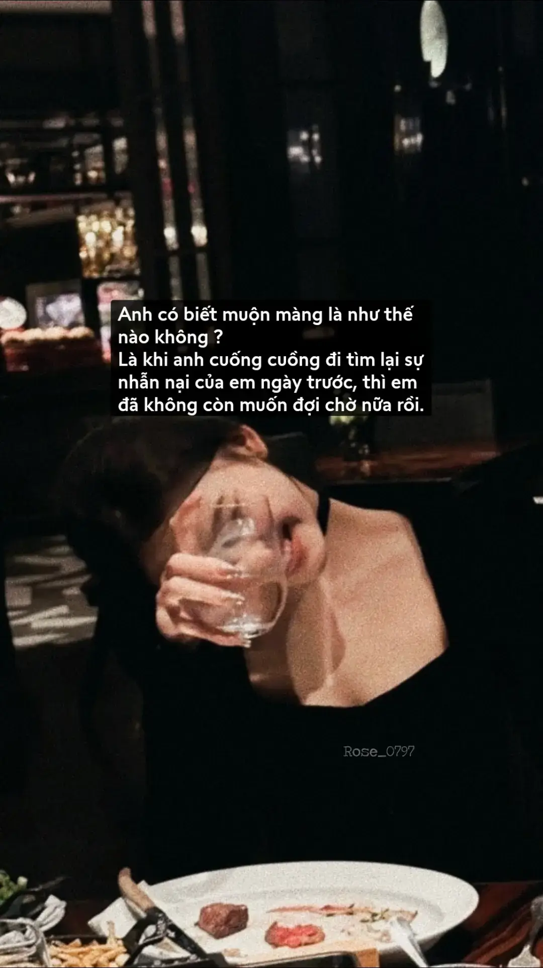 Cái sai của anh là cứ nghĩ em sẽ không bao giờ bỏ được anh.#caption #story 