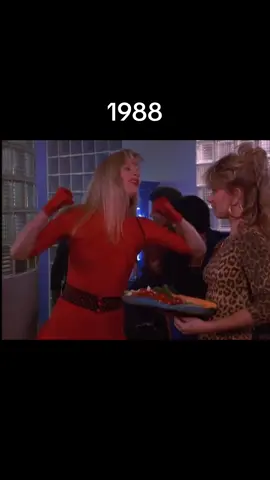 #mystepmotherisanalien #80smovies #genxmovies #kimbassinger #jonlovitz #danackroyd #juliettelewis 