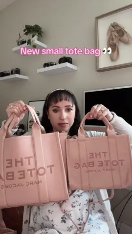I cant wait until my new one comes in!  #thetotebag #thetotebagmarcjacobs 
