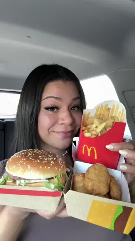 MCDONALDS ASMR 🍔🍟 SORRY FOR THE CHOPPY CLIPS AND MESSY EATING I WAS RUSHING TO RECORD THIS ON MY LUNCH BREAK 😣 #mcdonalds #mcdonaldsmukbang #mcdonaldsasmr #bigmac #asmr #mukbang #eating 
