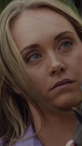 Arthritis may stop Spartan from rearing up, but it can't stop his spirit. 🥹 #spartan #iloveheartland #heartlanders #amyfleming #heartlandoncbc 