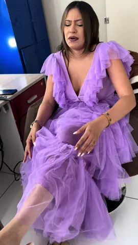 #HCHEntretenimiento | 🥹🙁🦶🏼La presentadora #Alejandra volvió a sufrir un doblón en su tobillo🥹