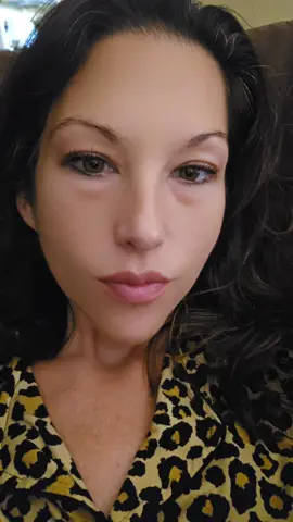 Don't call me!! 🤣😂 JK I actually don't mind talking in the phone to friends, but I have to be in the mood! #humor #funny #CallMe #voicemail #contentcreator #fypシ゚viral #fypage #bored 