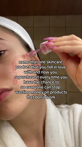 Let’s help each other get the best skin this summer! 🥰 What’s the product that works the best for you?  #skincareproducts #clearskin #girlssupportgirls #skincaretips #