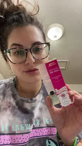 My eyelashes are so straight this is the only way i could show the progress! This stuff works so good! I can tell a noticeable difference😍if youwant your lashes to grow definitely try this product! The mascara is amazing too! @Grande Cosmetics #lashes #eyes #eyeslipsface #lashgrowth #viral #creatorinsights 
