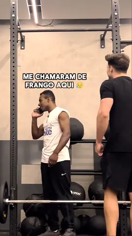 Part 1 do treino de costas mais pesado do mundo 💪🏿 #academia #treino #foryou #GymTok #gymvlog 