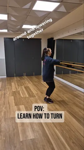 Our ladies learning a few fundamentals of Turing today in our Intermediate Jazz Class!  #jazzdance #dance #turning #howto 