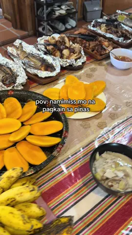 Sabay sabay tayong maglaway. 🤤 Grabe 2 mos pa lang ako dito sa 🇺🇸 pero sobrang miss ko na pagkain sa pinas. 😭😢 #philippines #filipinofood #filipino #phfood #pinoy #pinoyabroad #relatable #pinoyinamerica #homesick 