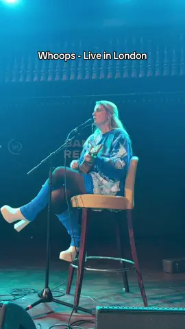 MY NEW SINGLE LIVE IN LONDON :’) #whoops #timeless #london 