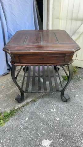 #furnitureart #furnitureflipper #farmhousestyle #zibraweeklypick #furnitureforsale #imadeitlovelyagain #antiquefurniture #shoplocal #farmhouse #restoredfurniture #recycledfurniture #shabbychic #repurposedfurniture #dixiebellepaint #diyfurniture #diyprojects #farmhousedecor #upcycling #adoredandrestored #relovedfurniture #furniturepaint #revivedandrefinished #furnituredesigner #refinishedfurnituretour #paint #upcyclefurniture #SmallBusiness #furnituremaker #reimaginedpaintedfurniture #m@Kelly Bauer @BostonBabe @Scott 