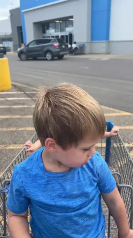 Come to Wally World with us🤭😂👏🏻 #mississippimom #momtok #walmart #CapCut 