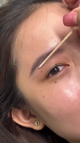 Một ca sợi sau bong nhé cả nhà ,bong ra đẹp tự nhiên ,làm như không làm#healedbrows #healedlips #dieukhaclongmay #dieukhacchanmay #phunxam #phunmôi #phunxamthammy #phunulaphaidep  #hairstrokes #magicbrows #MagicBrown #PMU #naturalbrows #moisaubong 