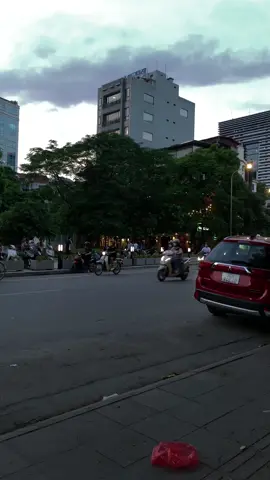 Nhìn em đau là anh biết anh sai ở đâu !!#phochill #hanoi #####phochill 