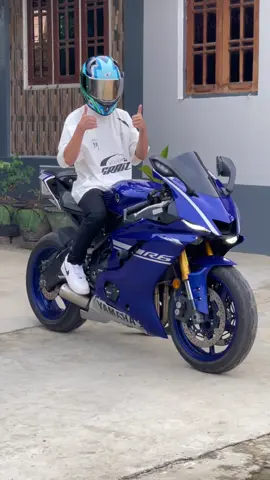 ဒီဆိုင်ကယ်ကတော့ yamaha R15 V6 ဘဲ့ဖစ်ပါတယ်🤪#fyp #fypシ #r6 #foryoupage #ဆိုင်ကယ်ချစ်သူများအတွက် #viewတွေရှယ်ကျ #bikermyanmar #scprojectexhaust #myanmar #yzfr6 