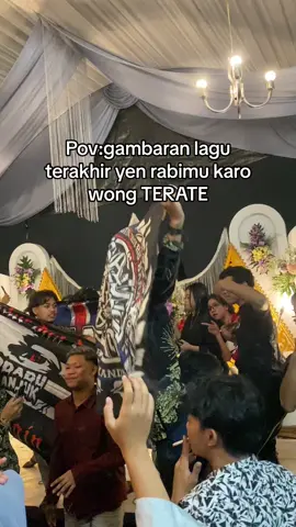 🤪🪷🖤#fyp #fypシ゚viral #pshtnganjuk #pshtpusatmadiun #psht #happywedding #pshtindonesia22 #masukberanda #fypdong #trend #viral #nganjuk24jam #nganjukkotaangin 