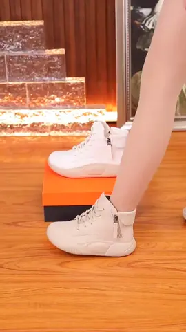Sepatu sneakers wanita boots Korea style #sepatusneakers #sneakerswanita #sepatubootswanita 