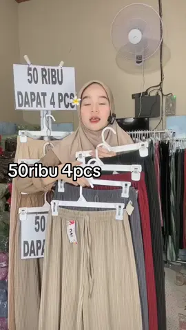 Langsung chekout sebelum kehabisan harga tebus murah nya 🥳🤑🤑 #LIVEhighlights #TikTokLIVE #LIVE #kulotmurah #fypシ゚viral🖤tiktok #fyp #kulotlidipremium 