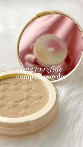 barenbliss Fine to Refine Compact Powder! 💗 This ultra-light, longwear formula with SPF 25 PA++ blots away excess oil and reduces shine, giving you a flawless, airbrushed matte finish. Perfect for a shine-free, all-day look! ✨ #joyfulcleanbeauty #barenblissph #barenbliss #Kbeauty 
