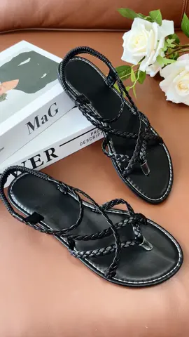 Women's 2024 Summer Fashionable Criss CrossBraid Design Slip on Sandals, Casual SummerBeach Sandals, Non-slip PU Leather Flat Sandals #Spotlightfinds #tiktokshopsummersale #Summer #women #lady #fyp #girls