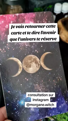 Attends retourne cette carte si tu veux connaître ton avenir #lecture #voyancegratuiteamour #tiragedecartes #tirages #cartomancienne #voyancegratuite #voyance 