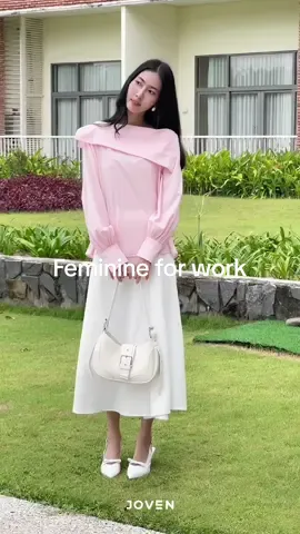 Jesse Set là sự kết hợp giữa thiết kế áo sơ mi lệch mang sắc hồng pastel nhẹ nhàng cùng chân váy chữ A, chất nhung nhẹ, rũ. JOVEN mang đến một diện mạo đầy thanh lịch, ngọt ngào cho nàng công sở.   #joven #jovenfashion #workwear #elegant #officeootd #officelady #jovenfashion #trending #fyp