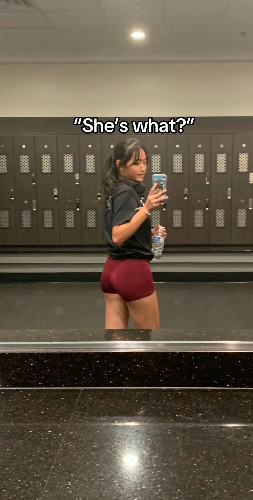 Who let me walk around like that😑