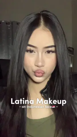 Ini lho manteman hasil latina makeup yg aslinya sebelum aku pakein gloss🙂