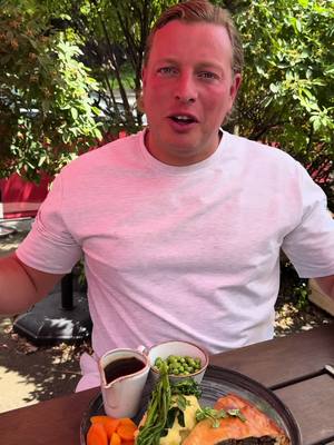 Good Afternoon and happy Friday you lovely people! We have made it to the end of the week, and I’m sitting in my local with a lovely steak & ale pie. Got the twins with me today, wishing you all a wonderful afternoon and don’t go home until you’re proud. Enjoy your pint today, you deserve it. Bosh❤️