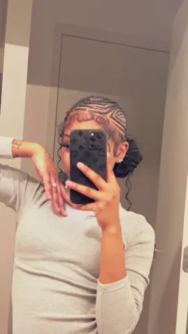 posting another video cause i think yall wanted a full 360  hair by: @L I V 💁🏽‍♀️🛍💗  #fypage #shawdowbanned #unbanme #contentcreator #creatorsearchinsights #hairstylist #aliciakeysbraids 
