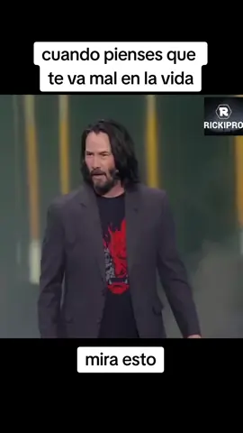 un ejemplo a seguir👍👍 #keanureeves #jhonwick #neo #reflexion #motivacion #rickipromax #sigueme_para_mas_videos_asi #compartir 