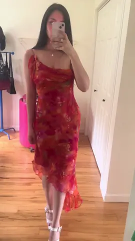 literally been manifesting a dress like this😭 #cache #vintagedress #thriftfinds 