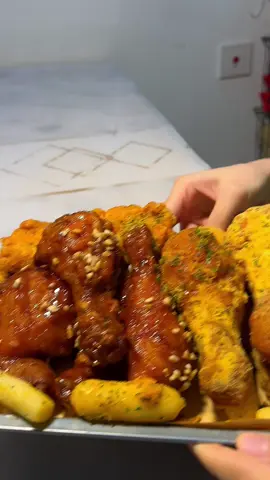 Gà rán + mì gà tây #mukbangvideo    #anvat #andem #eatingshowasmr       #mukbangeatingshowtiktok                   #ancungtiktok😍 #typ #xuhuong 