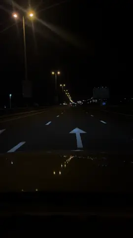 قلبي بحبك دوم منقاد، حبك أبد ما ينقص يزيد #عيضه_المنهالي #السعودية #الامارات #اليمن 