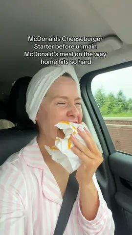 Hits so hard 😮‍💨😮‍💨😮‍💨 #mcdonalds #cheeseburger #mcdonaldshacks #drivehome #chickenselects #eatwithme #mukbang #chewingsound 
