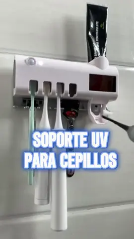 🦷✨ Porta Cepillo con Esterilizador UV y Dispensador Automático - Blanco ✨🦷 Mantén una higiene bucal impecable con el Porta Cepillo con Esterilizador UV y Dispensador Automático en color blanco. Este accesorio moderno y funcional de la marca Genérico se instala fácilmente en la pared de tu baño, ahorrando espacio y manteniendo tus cepillos de dientes organizados. 🌟 Características Destacadas: Capacidad para 4 Cepillos: Espacio suficiente para toda la familia. 👨‍👩‍👧‍👦 Dispensador Automático de Dentífrico: Facilita la aplicación y evita el desperdicio. 🪥🧴 Esterilizador UV: Elimina hasta el 99.9% de las bacterias presentes en los cepillos de dientes, garantizando que tu cepillo esté siempre limpio y libre de gérmenes. 🌟🔬 Material de Alta Calidad: Fabricado en ABS, resistente y duradero, asegurando su uso a largo plazo. 🏆 Diseño Elegante: El color blanco le da un toque sofisticado y combina fácilmente con cualquier estilo de baño. 🛁🎨 🧼 Beneficios: Higiene Garantizada: Gracias al esterilizador UV, puedes tener la tranquilidad de que tu cepillo de dientes estará siempre libre de bacterias. 🌟🦠 Organización y Espacio: Mantén tus cepillos de dientes organizados y tu baño ordenado. 📏🔖 Facilidad de Uso: El dispensador automático de dentífrico hace que la rutina de cepillado sea más rápida y cómoda. ⏳👍 No pierdas la oportunidad de adquirir este práctico y funcional Porta Cepillo con Esterilizador UV y Dispensador Automático en color blanco. ¡Mantén tu higiene bucal al día y disfruta de una experiencia única en cada cepillado! 🌟🪥 🚛 Entregas a nivel nacional. 📦 Unidades limitadas. #emprendeconflomil 