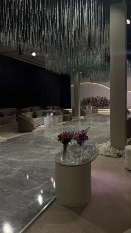 كان يامكان لليلة  #مصورة_جوال #مصورات_عرايس #تنسيق_حفلات #ضيافة #كورنر_عطور #زفاف #استقبال #استقبال #اكسبلورexplore #ملكة #دزة #كوشة #قاعة #زواج #مسكة 