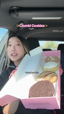 i was a crumbl virgin lol 🤯 #crumblcookies #crumbl #cookies #cookiereview #crumblcookiesoftheweek #cookietok 