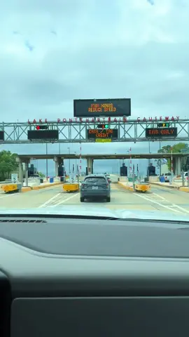Have you ever crossed the longest bridge in the United States?! If you crossed Lake Pontchartrain Causeway, you have! I just think that is a cool fact! 😄 #longestbridgeintheUnitedStates #longestbridge #24mileslong #causewaypolice #dothespeedlimit #louisiana #southlouisiana #louisianafacts #coolfacts #lakepontchartraincauseway #facts #fyp #themoreyouknow 