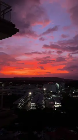 Definitely MY core memory 😭🇻🇪 ##venezuela##tucacas##beach##sunset##venezuelatiktok##tucacasmorrocoy