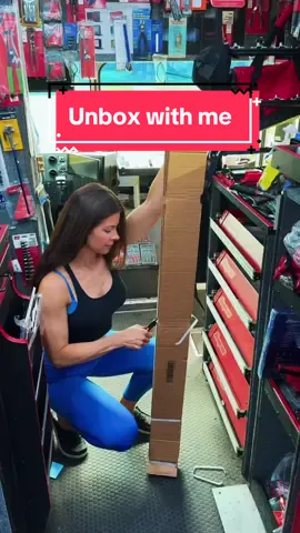 #unbox with me! #mechanictools #mechanichacks #creatorsearchinsights 