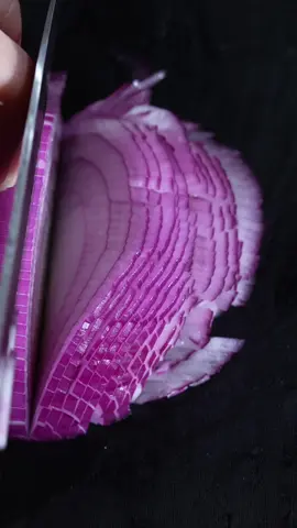 【ASMR】Chopped red onion ~ 紫玉ねぎのみじん切り #knife #knifeskills #kitchentools #japaneseculture