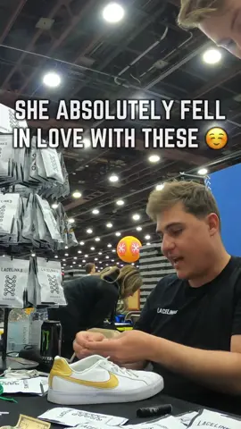 She was so happy ☺️  #sneakers #shoes #sneakercon #fyp #viral #lacelinks #upgrade