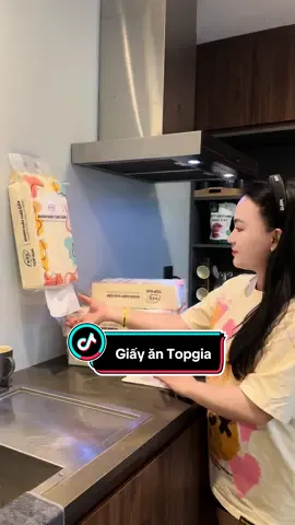 Nay cho phép Vân lên 1 chiếc clip nhỏ xinh yêu yêu về 1 sản phẩm giấy ăn mà nhà Vân dùng cho gia đình nha. Thiếu gì chứ nhà k thể thiếu giấy ăn mọi ng ạ #haivan #review #topgia #xuhuong 